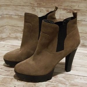 Guess Lugg Sole Suede Bootie size 7.5